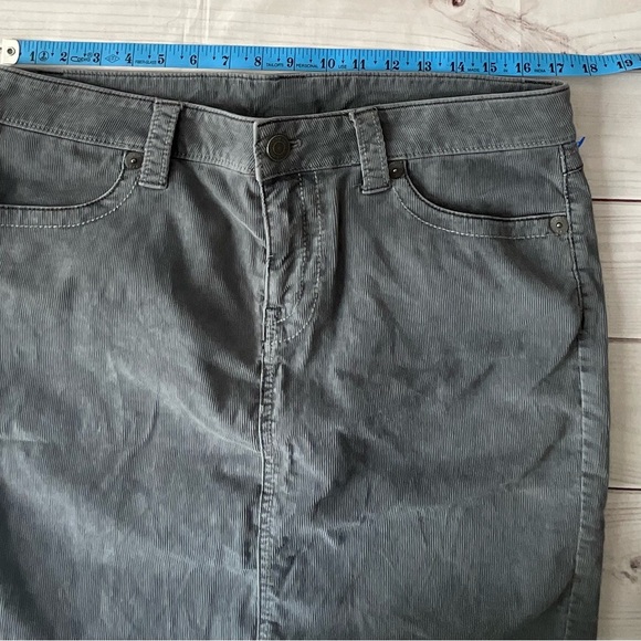 London Jean Smoky Gray Corduroy Skirt – Size 14 Office Church Casual Stretchy - Picture 4 of 7